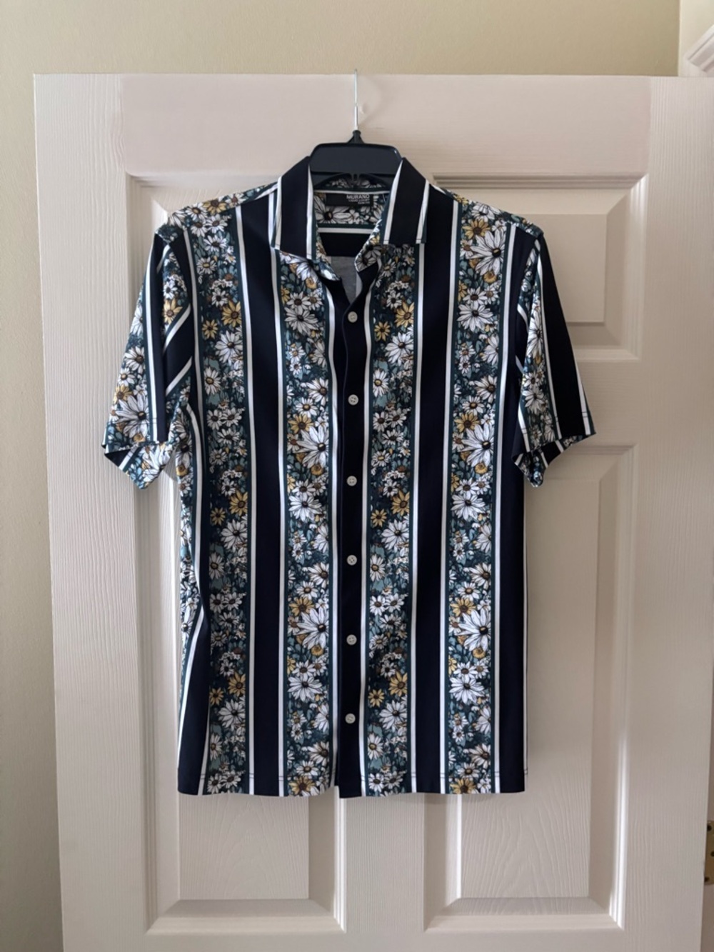 Murano Black Floral Stripe Short Sleeve Button-Down Shirt